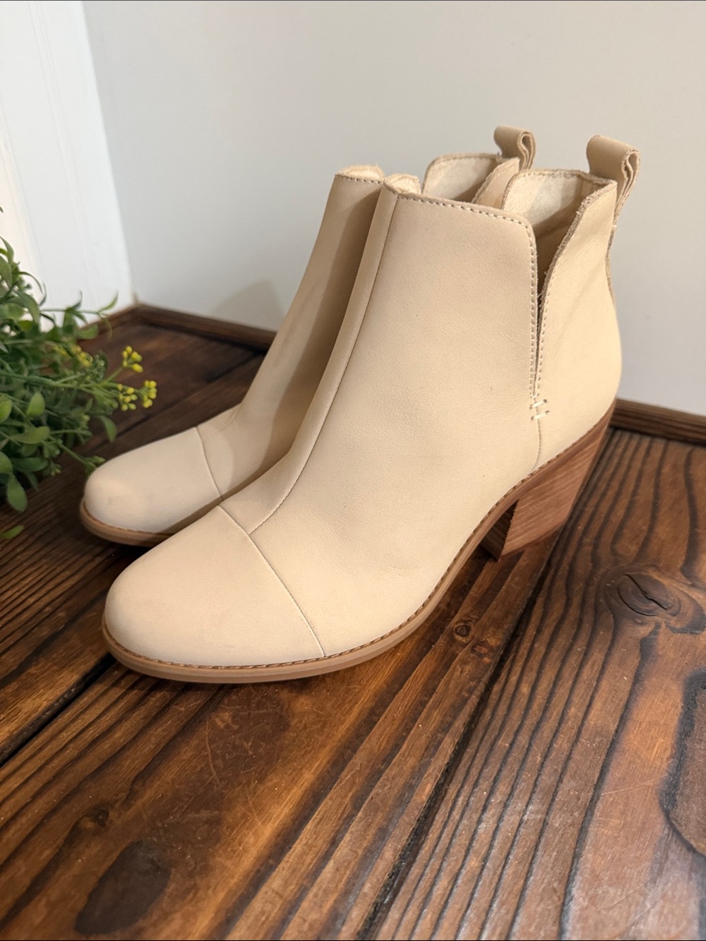 New TOMS Women's Everly Cutout Block Heel Booties